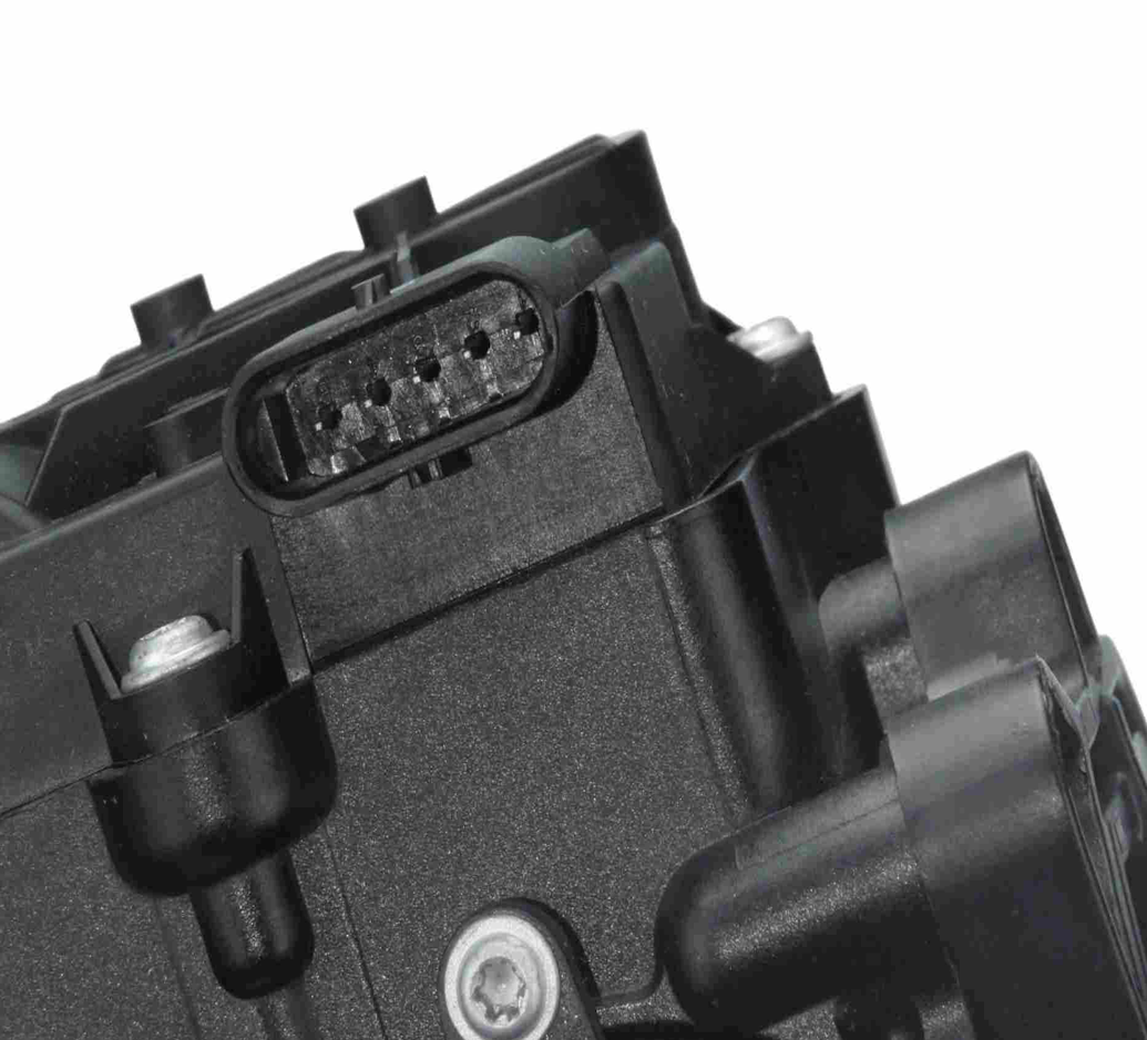 BMW F32 430i Engine Coolant Thermostat OEM 11537644811 – image 6