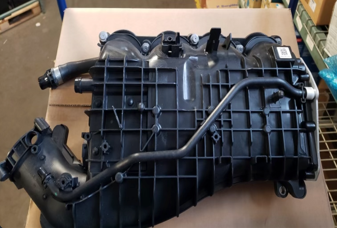 BMW F30 330i & 330e Intake Manifold Assembly OEM 11618603914 – image 2
