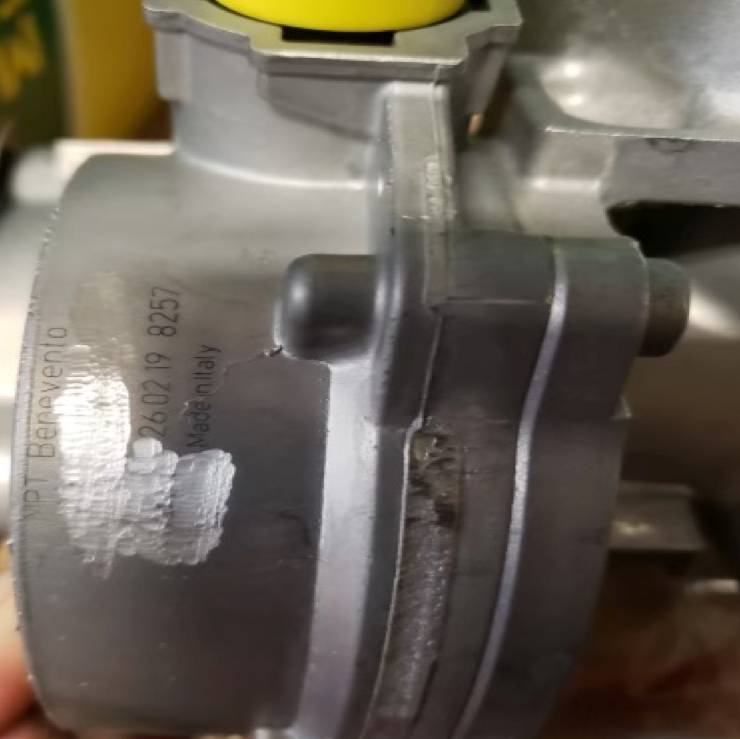BMW M3 & M4 Vacuum Pump OEM 11667847203 – image 4
