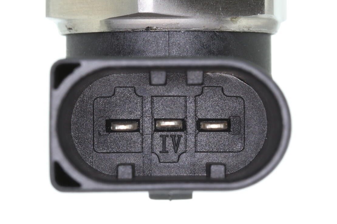 BMW E70 X5 xDrive35d Fuel Pressure Sensor By Vemo 13537787167 – image 4
