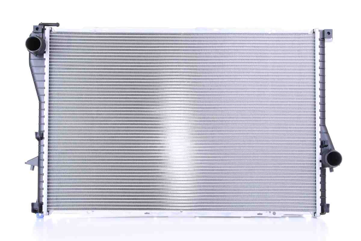 BMW E39 540i Radiator W/ Auto Transmission By Nissens 17111436063 (09/1998-2003) – image 4