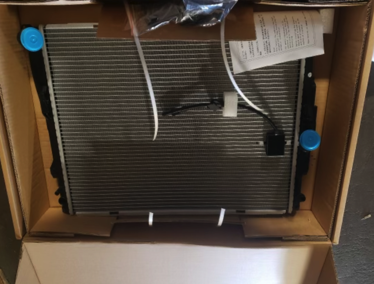 BMW 128i Engine Cooling Radiator W/ N51 By Hudson 17117537292 or 17117566339 – image 5