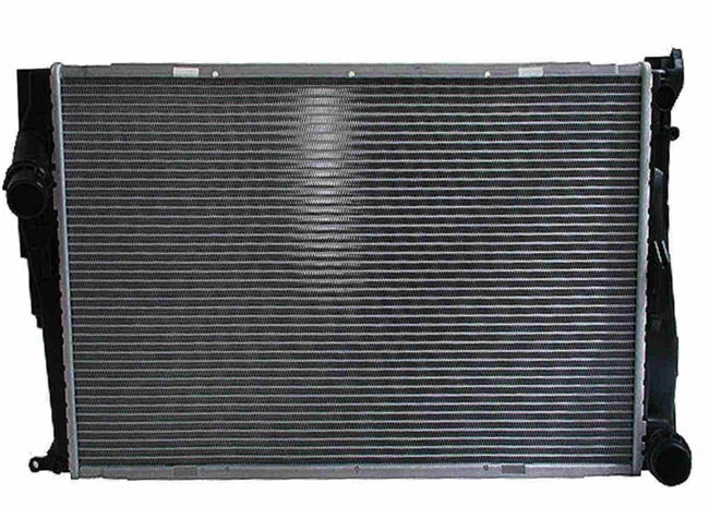 BMW E9X 335i,335is,335xi & 335i xDrive Radiator W/ Manual Transmission By Nissens 17117558480 – image 4