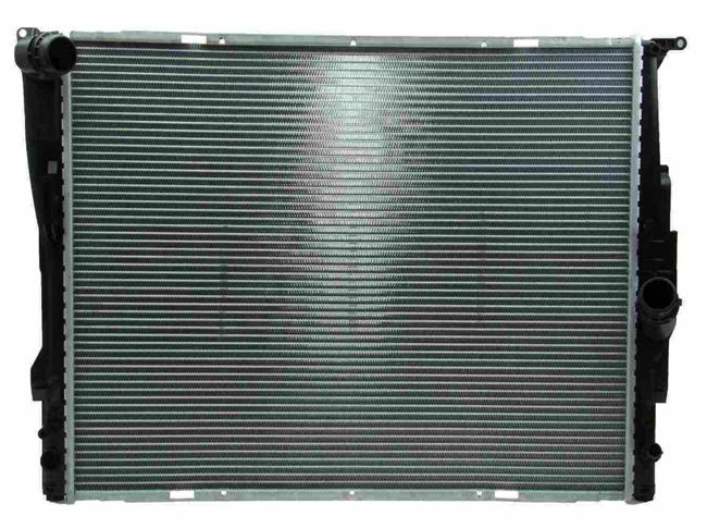 BMW E9X 3-Series Engine Cooling Radiator By Behr 17117562079 or 17117559273