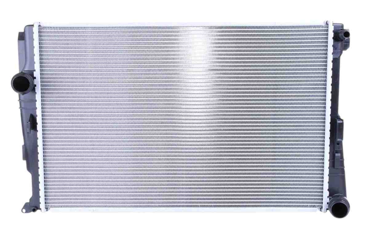 BMW F25 X3/X4 Engine Cooling Radiator By Nissens 17118623369 or 17118623366 – image 2