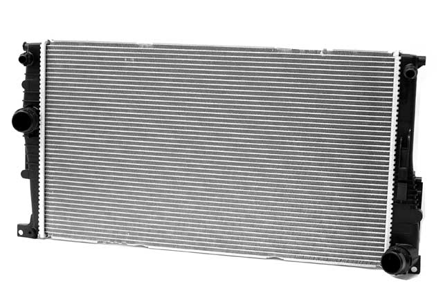 BMW F32 4-Series Engine Cooling Radiator Assembly OEM 17118672104 – image 4