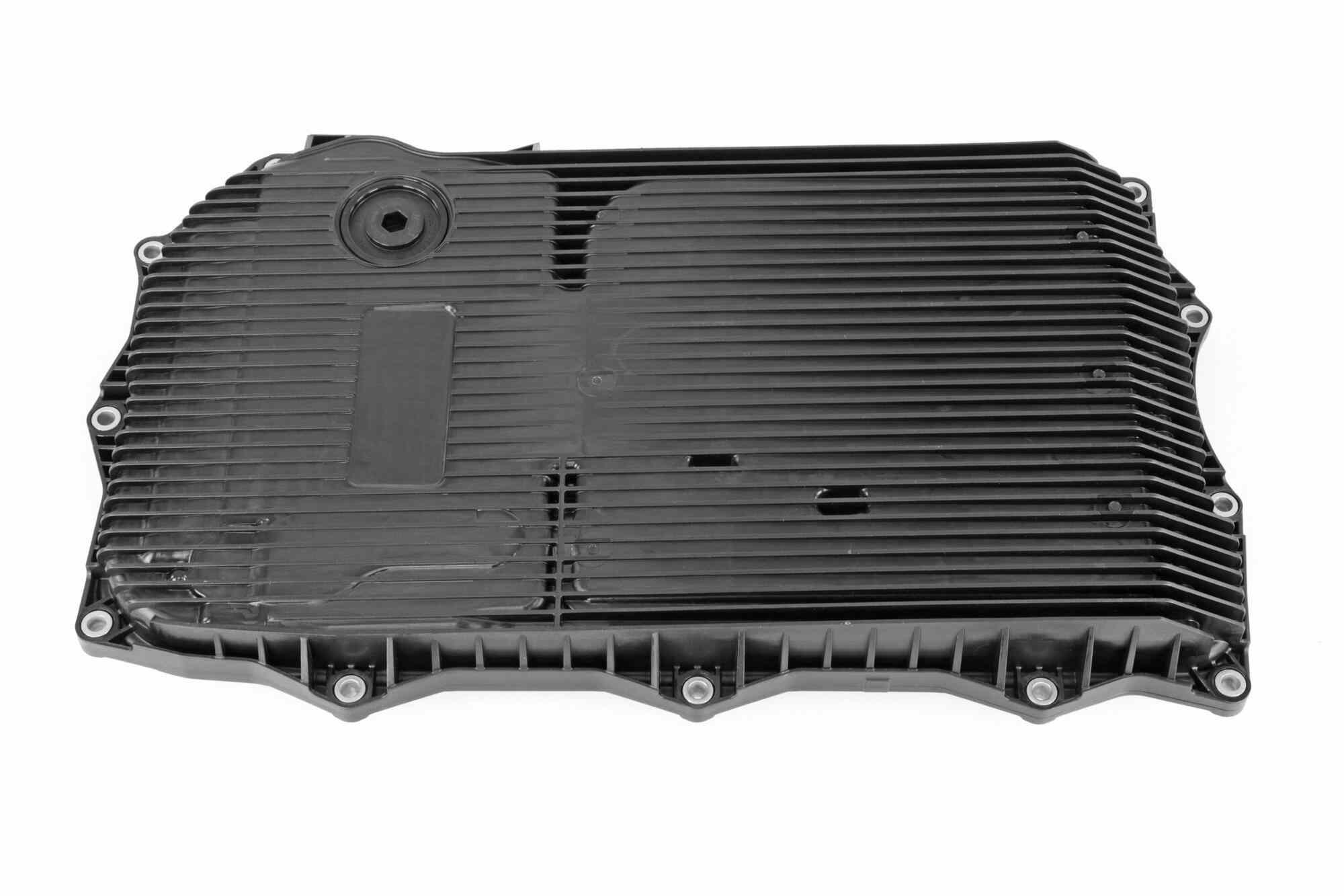 BMW G20 M340i & M440i Transmission Pan With Filter Kit OEM 24118743462 (2020-2024) – image 3