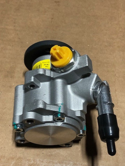 BMW E90/E91/E92/E93 3-Series New Power Steering Pump OEM LF30 32416769887 – image 5
