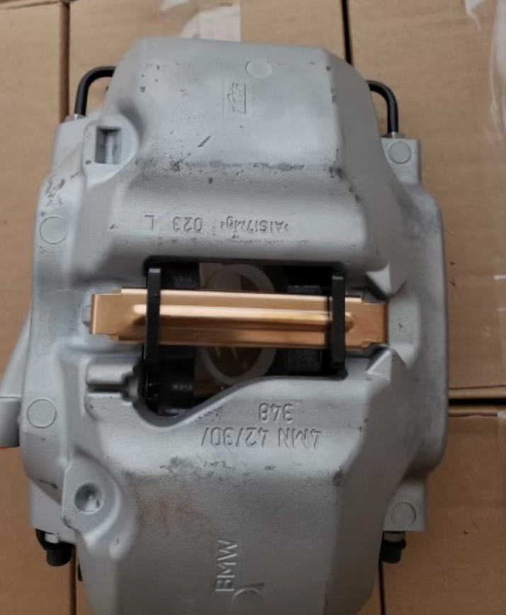 BMW G30 5-Series New Front Brake Caliper OEM 34116883483 or 34116883484 – image 2
