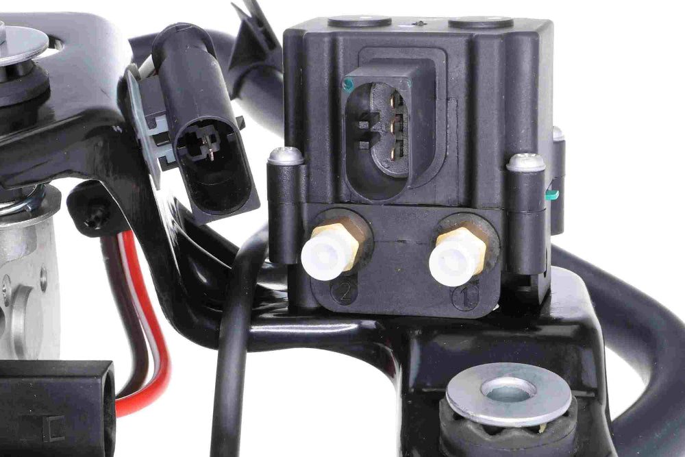 BMW F15 X5 Suspension Air Compressor By Uro 37206875177 (2014-2018) – image 6
