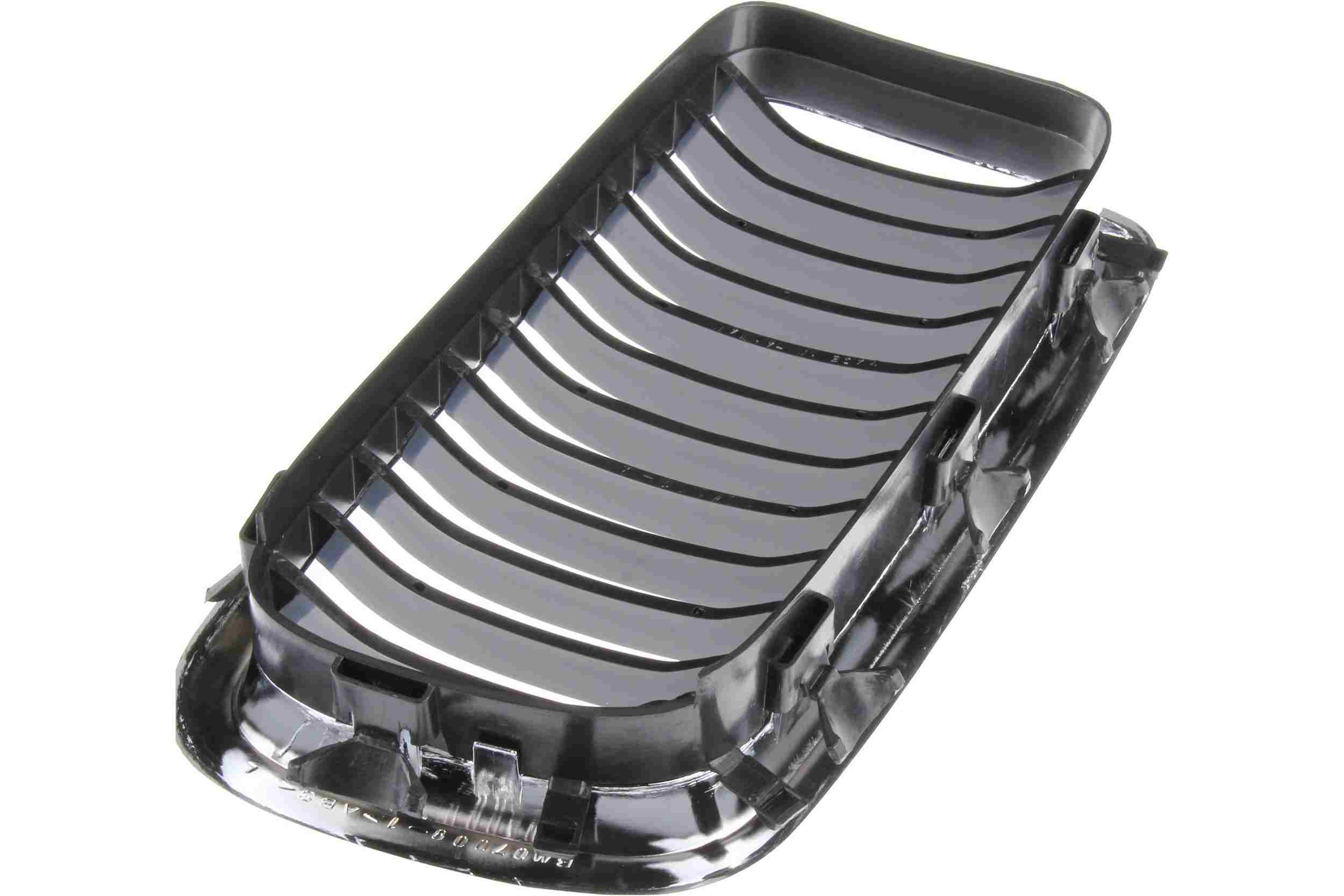 BMW E38 7-Series Hood Grill W/ Black Slats By Uro 51138231593 or 51138231594 (09/1998-2001) – image 4