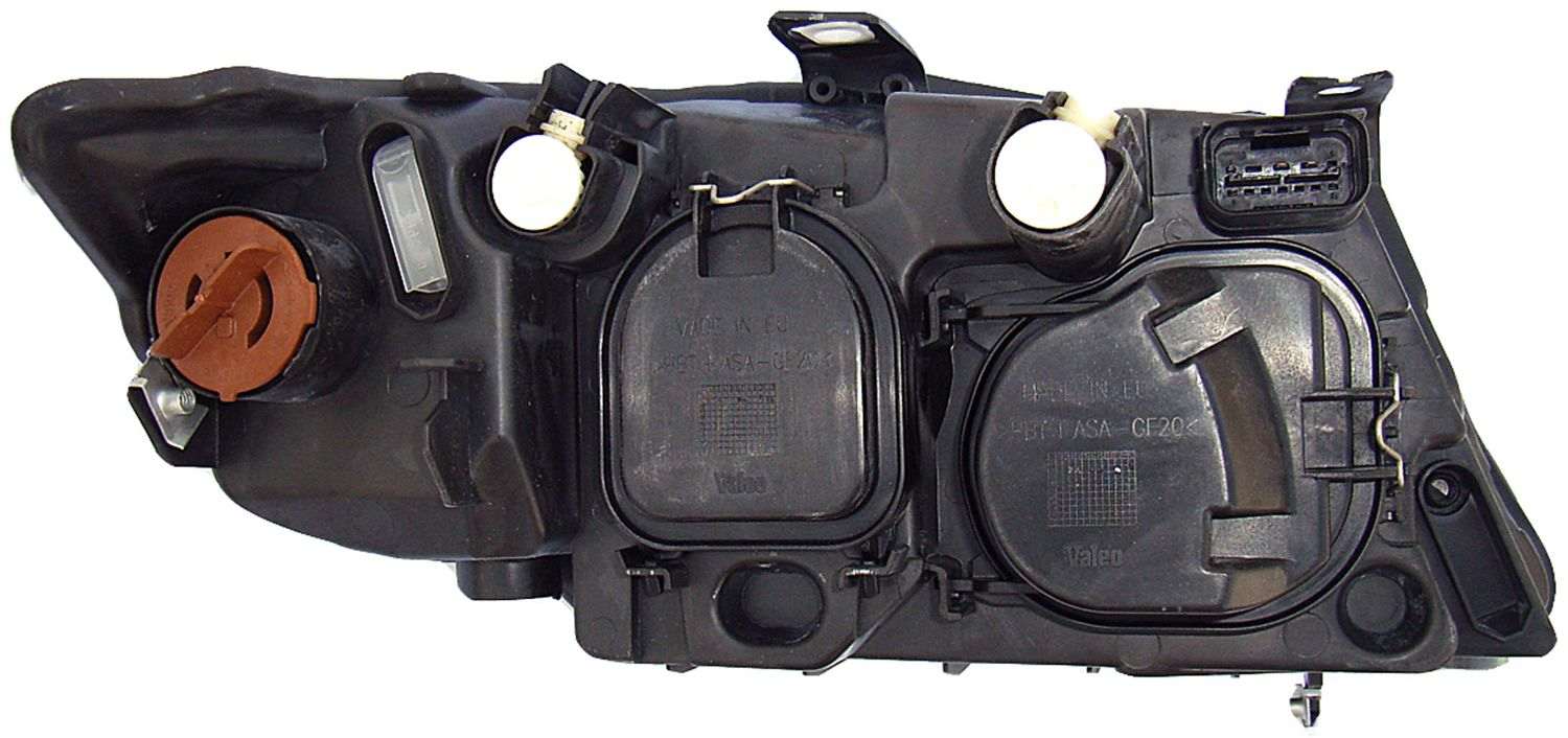 BMW E90/E91 3-Series Halogen Headlight By Eagle 63116942725 or 63116942726 – image 2