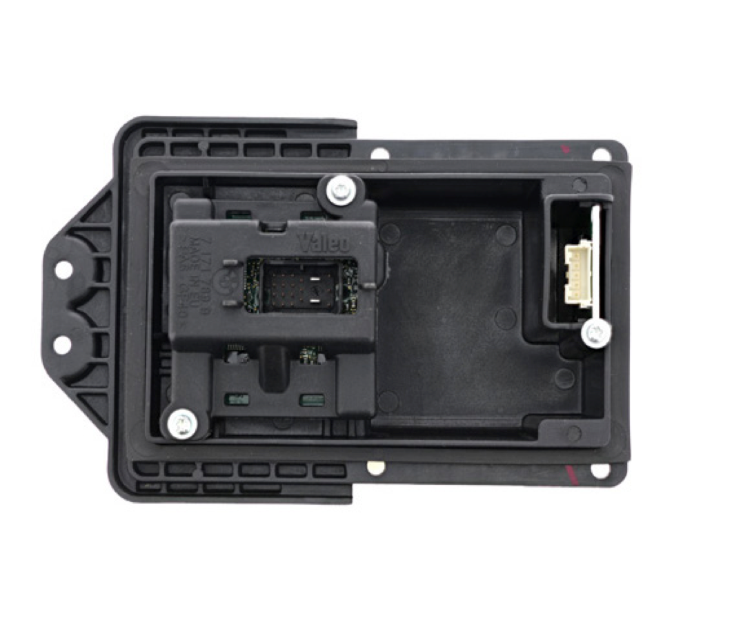 BMW 1-Series Adaptive Headlight Control Unit OEM 63117180829 – image 2