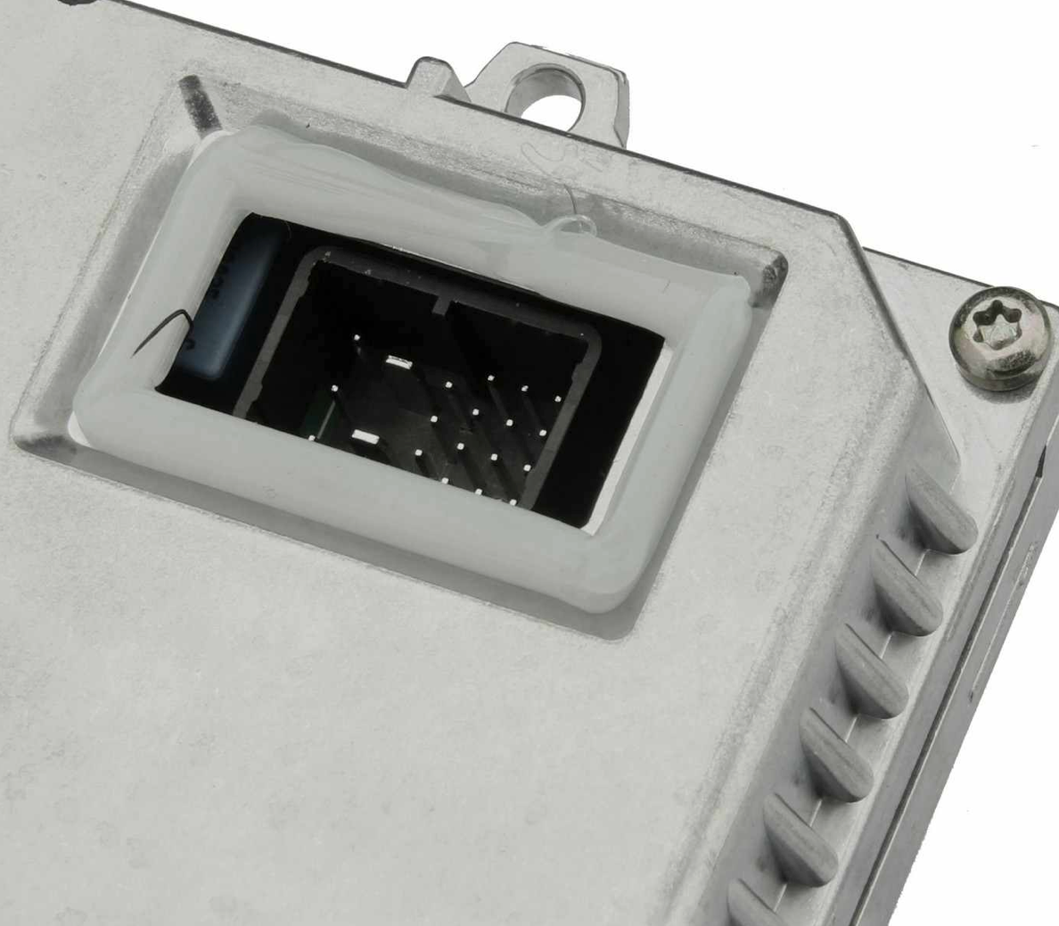 BMW X3 Xenon Control Module By Uro 63127176068 – image 5