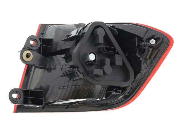 BMW F30 3-Series Tail Light Assembly OEM 63217313039 or 63217313040 (2013-2015) – image 3