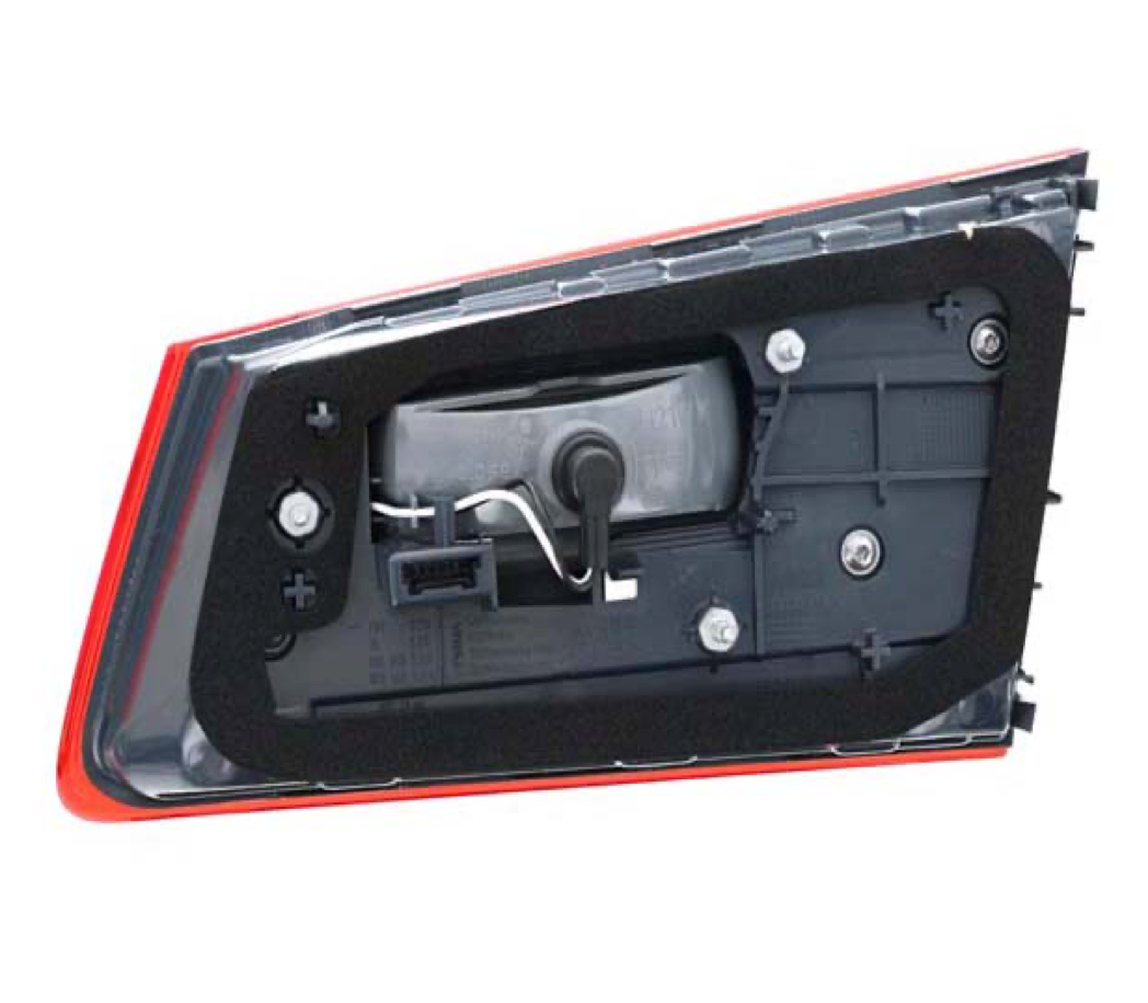 BMW G30 5-Series Rear Taillight Assembly OEM 63217376475 or 63217376476 (Trunk Mount) – image 2