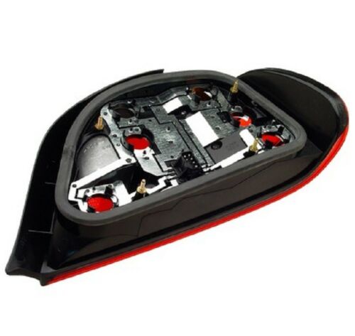 BMW E38 7-Series Tail Light OEM 63218360081 or 63218360082 (1995-08/1998) – image 3