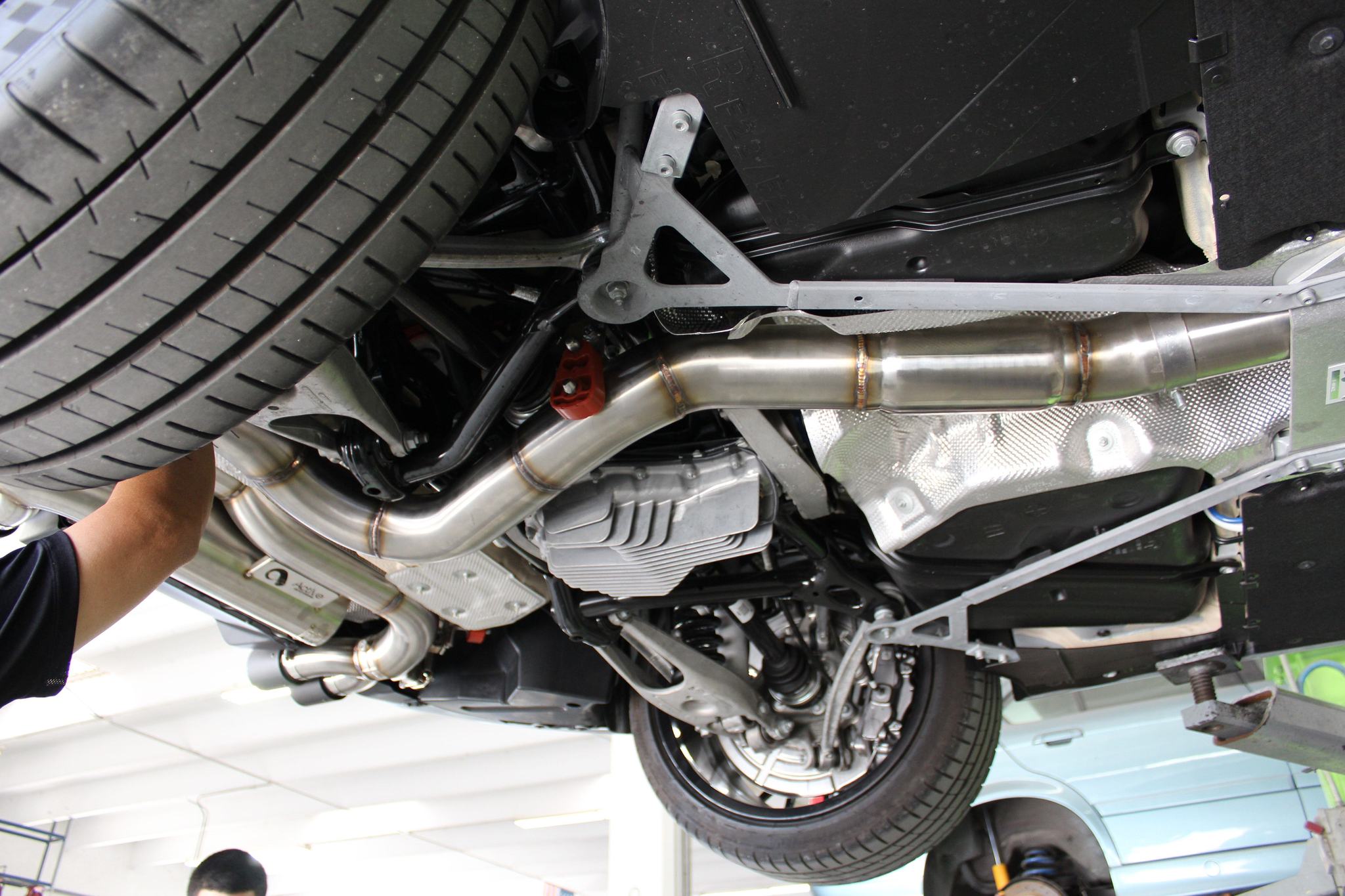 Active Autowerke F87 M2 COMPETITION SIGNATURE EXHAUST SYSTEM INCLUDES ACTIVE F-BRACE 11-051 – image 4