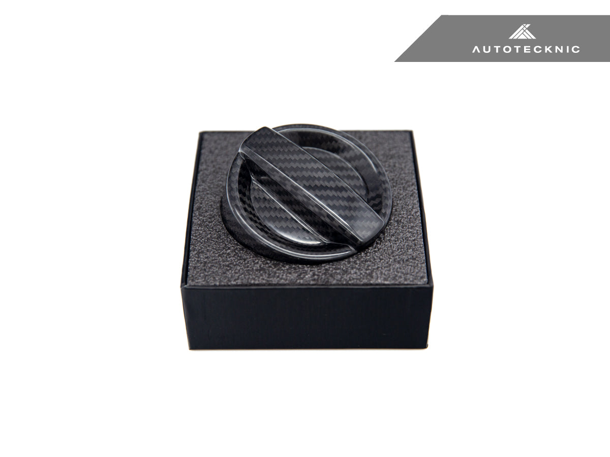 AUTOTECKNIC DRY CARBON COMPETITION OIL CAP COVER - G30 5-SERIES ATK-BM-0007-G30-BC – image 5