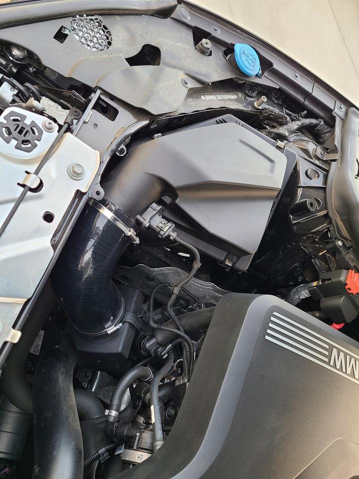 Burger Motorsports BMS Silicone Intake Pipe Hose Upgrade for G20 B46/B48 BMW 330i/iX – image 2