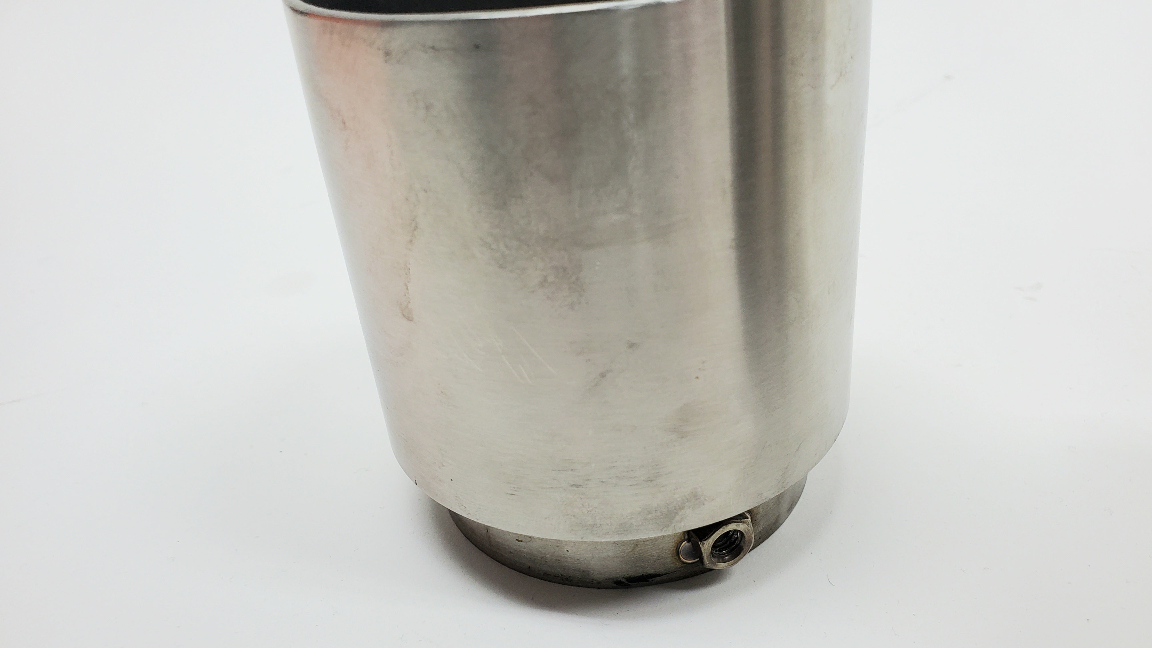 ARM Motorsports (SCRATCH AND DENT) F80 M3 EXHAUST TIPS SILVER – image 2