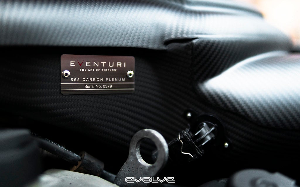 Eventuri BMW E9X M3 S65 Black Carbon Inlet Plenum EVE-E9X-CFM-PLM – image 7