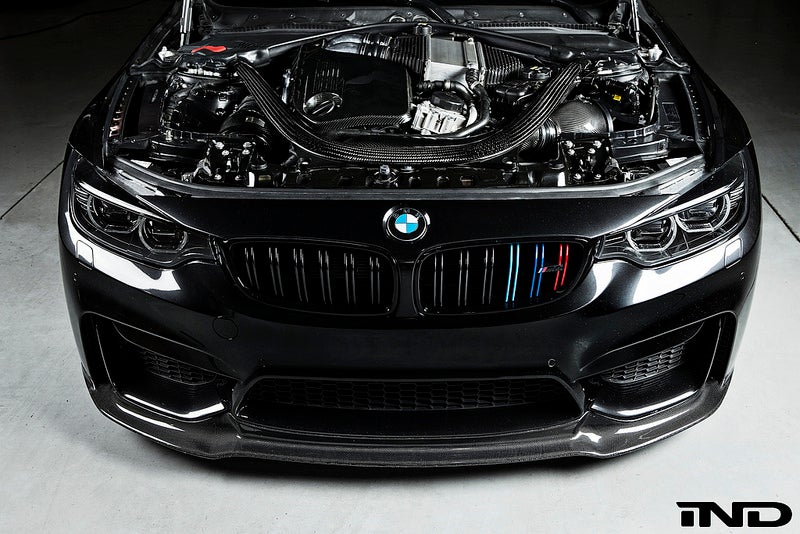 Eventuri BMW F8X M3 / M4 S55 Black Carbon / Colored Kevlar Engine Cover EVE-F8XM-KV-ENG – image 6