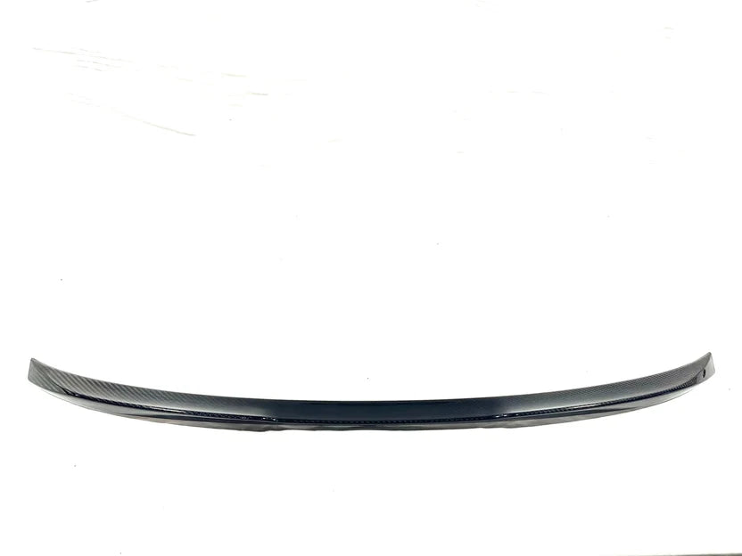 Kies Carbon BMW G87 M2/G42 M240i Carbon Fiber V-Style Rear Spoiler – image 5