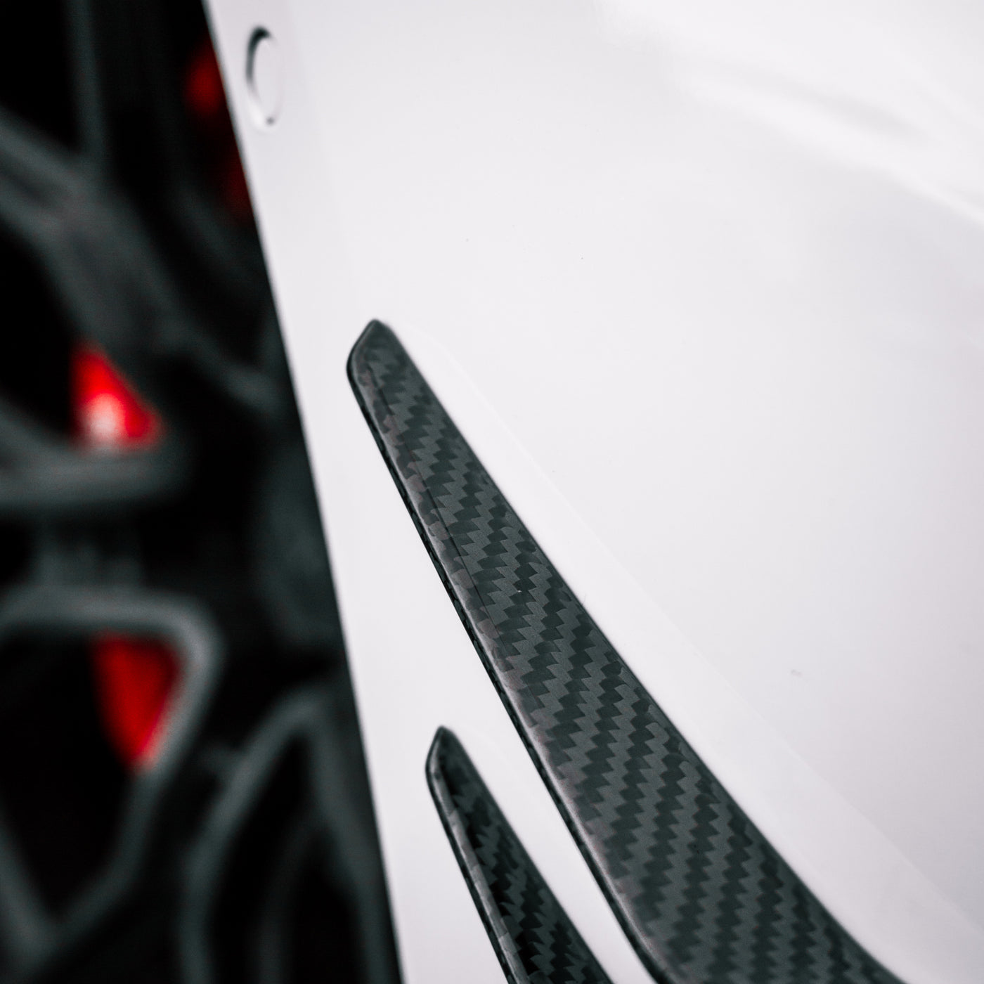 R44 MHC PLUS BMW G8X G80 M3 / G82 M4 PERFORMANCE STYLE CANARDS IN PRE-PREG CARBON FIBRE – image 4