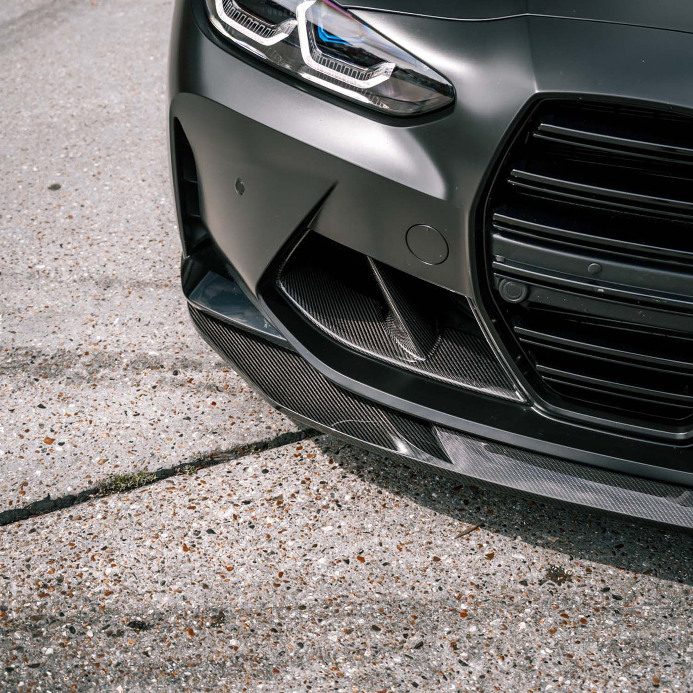 MHC+ BMW M3/M4 PERFORMANCE STYLE FRONT DUCTS IN PRE PREG CARBON FIBRE (G80/G81/G82/G83) – image 2