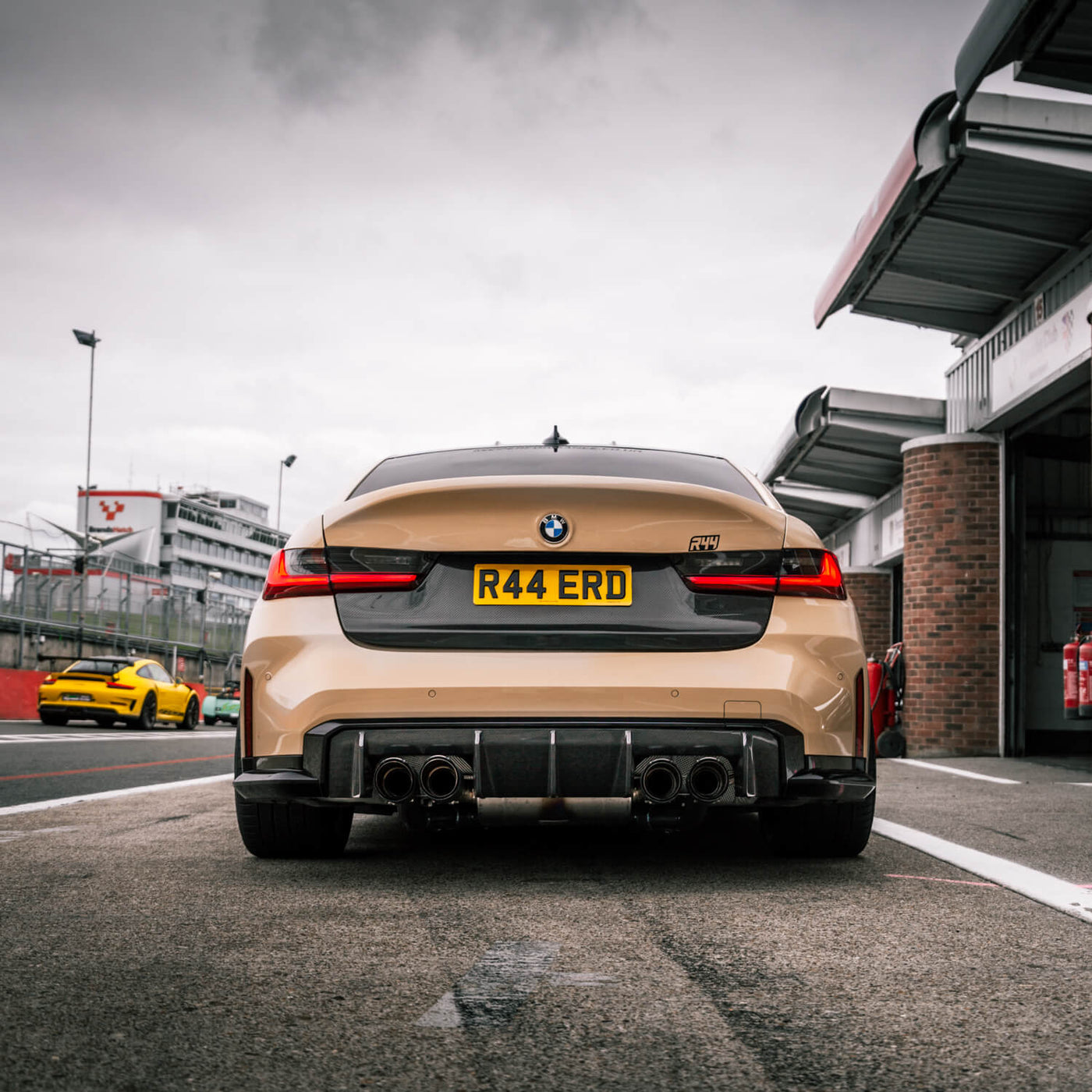 R44 MHC PLUS BMW G8X G80 M3 & G82 M4 OEM STYLE REAR DIFFUSER IN PRE PREG CARBON FIBRE – image 2