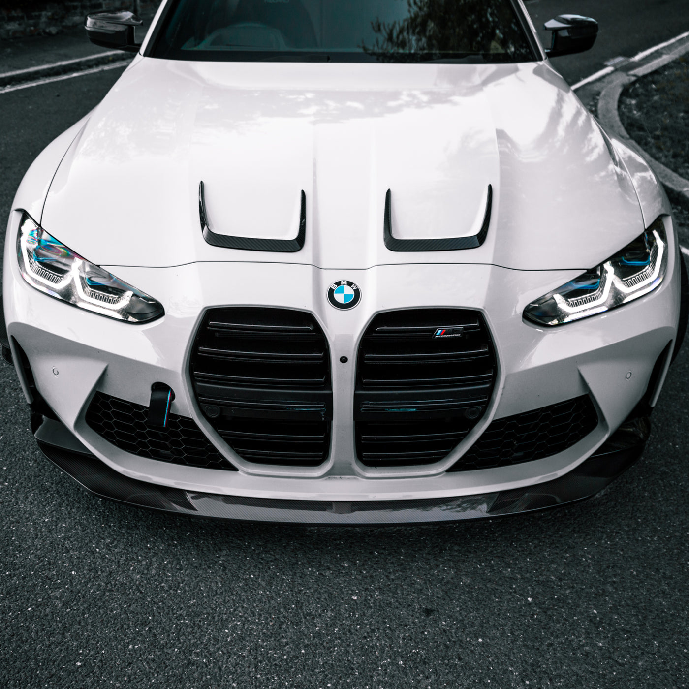 R44 MHC PLUS BMW G8X G80 M3 / G82 M4 X STYLE HOOD VENT TRIMS IN PRE-PREG CARBON FIBRE – image 2