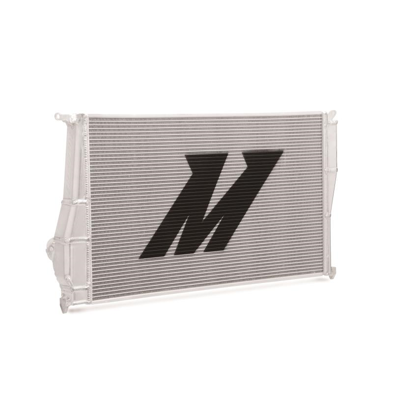 MishiMoto Performance Aluminum Radiator, fits BMW 335i/135i (Manual) 2006–2013 MMRAD-E90-07 – image 4