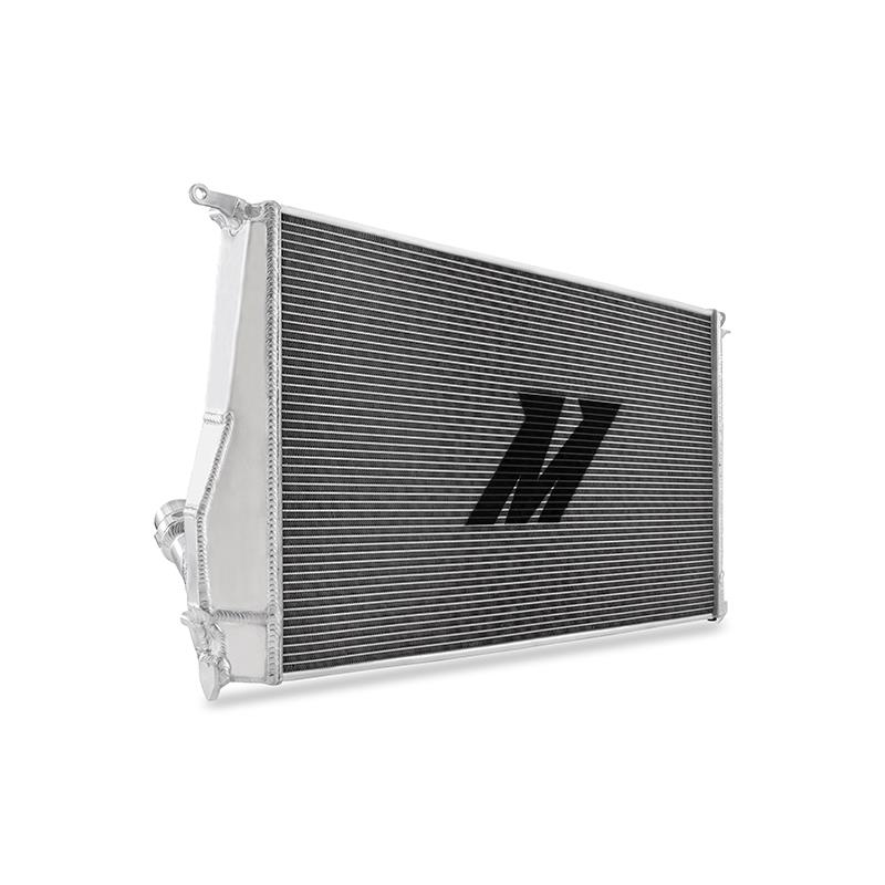 MishiMoto Performance Aluminum Radiator, fits BMW 335i/135i (Automatic) 2006–2013 MMRAD-E90-07A – image 3
