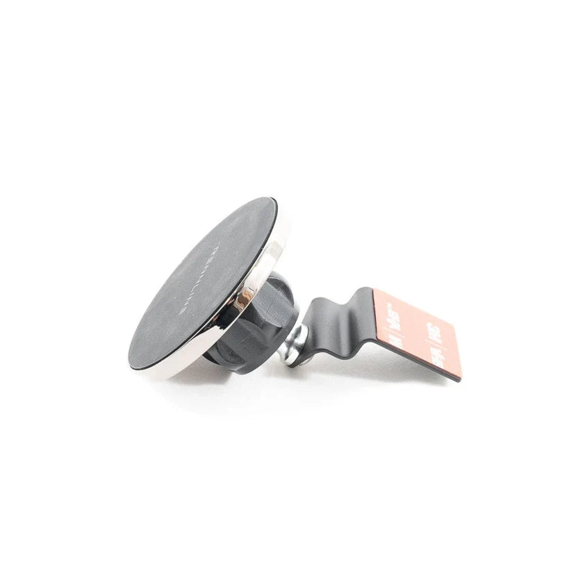 Rennline BMW G80/G20 ExactFit Magnetic Phone Mount – image 2