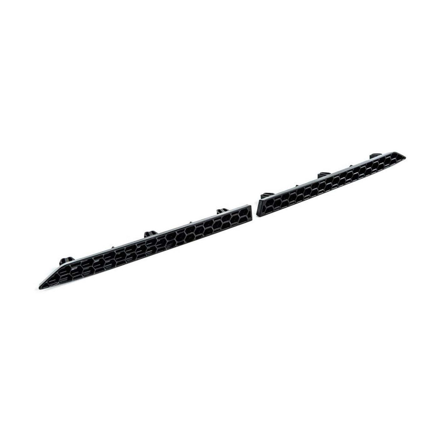 R44 ACEXXON G8X M3 & M4 REAR REFLECTOR INSERTS IN GLOSS BLACK – image 8