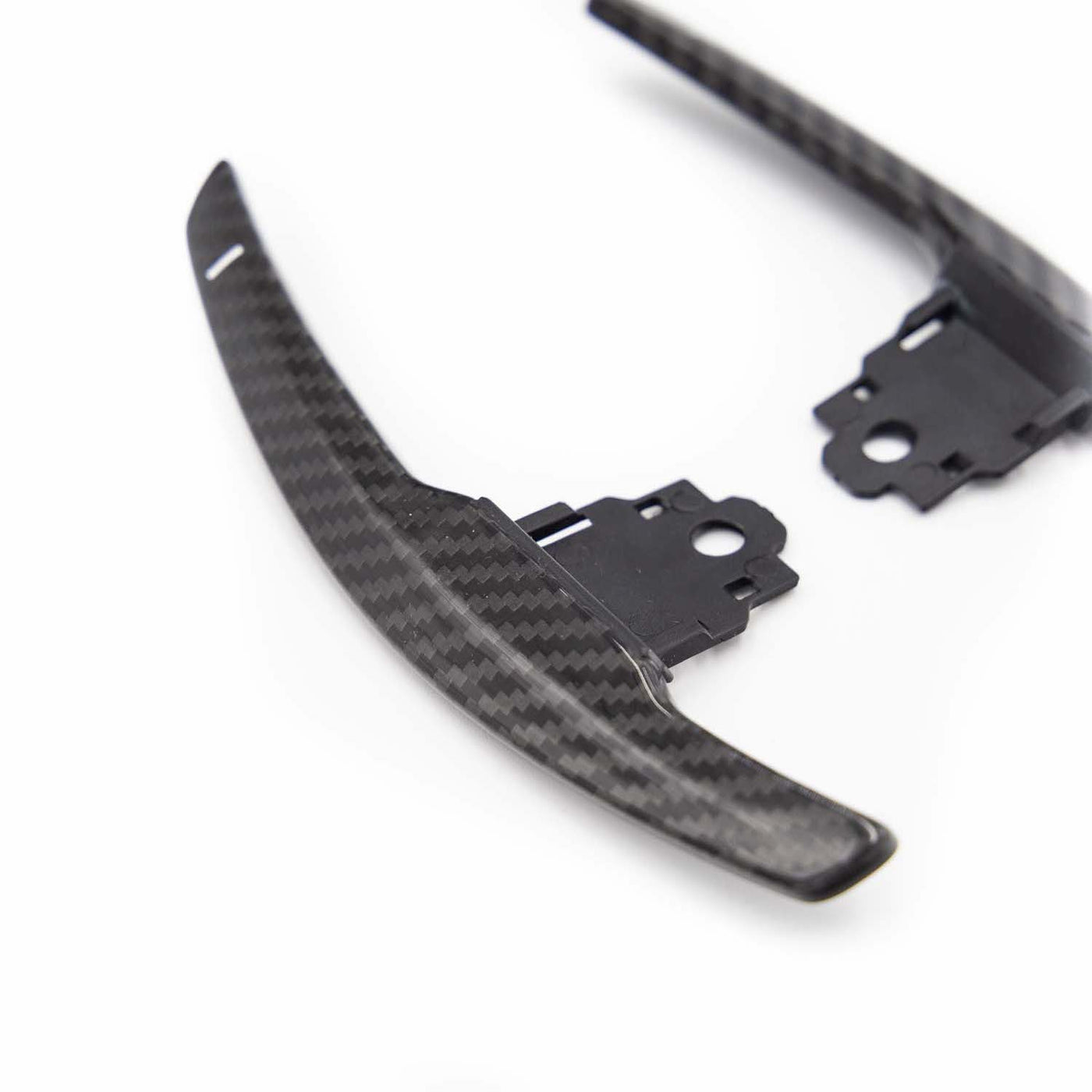 R44 BMW F SERIES AUTOMATIC PADDLE SHIFTERS IN GLOSS / MATTE CARBON FIBRE – image 2